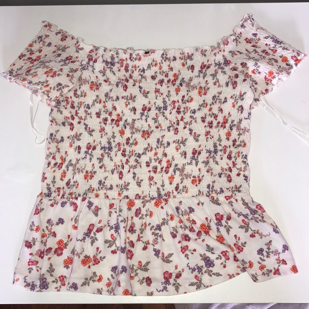 American eagle off the shoulder top